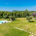 مزرعة للإقامة Azienda Agricola Rovertondo *
