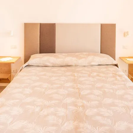 Alloggio per agriturismo Azienda Agricola Rovertondo Costermano